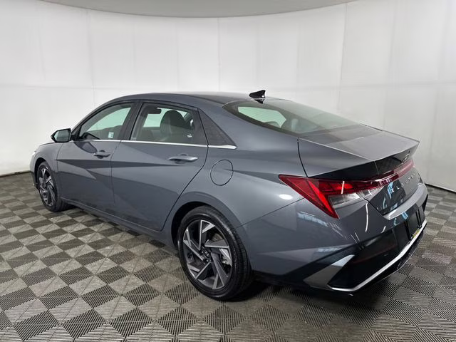 2025 Ecotronic Gray Pearl Hyundai Elantra Hybrid Limited FWD Sedan
