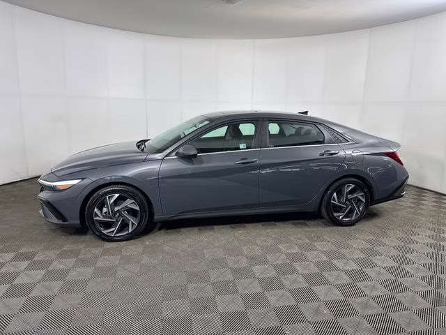2025 Ecotronic Gray Pearl Hyundai Elantra Hybrid Limited FWD Sedan