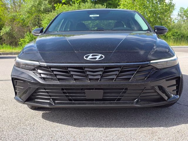 2026 Abyss Black Hyundai Elantra Limited FWD Sedan