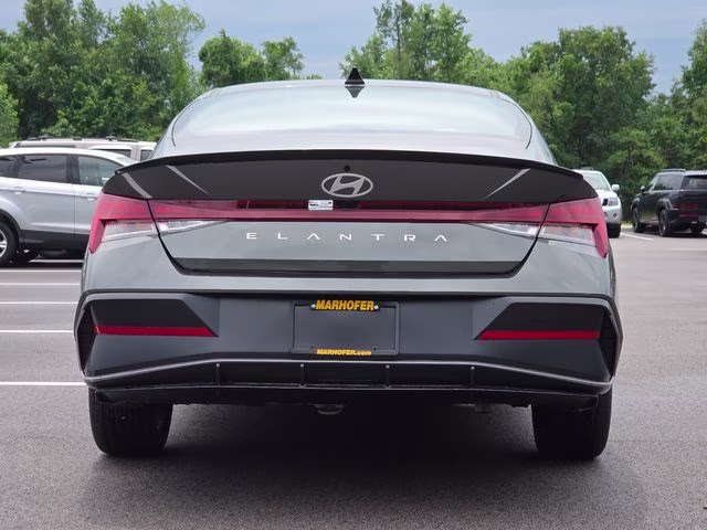 2026 Amazon Gray Hyundai Elantra SEL Sport FWD Sedan