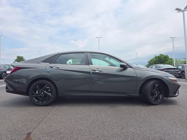 2026 Amazon Gray Hyundai Elantra SEL Sport FWD Sedan