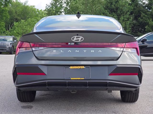 2026 Amazon Gray Hyundai Elantra SEL Sport FWD Sedan