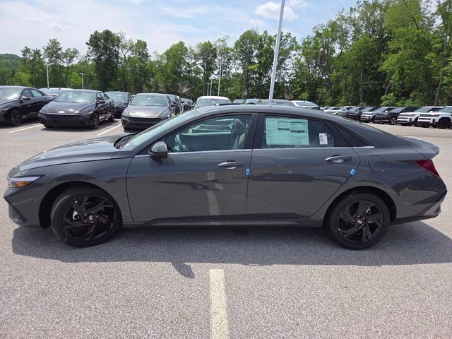 2026 Ecotronic Gray Hyundai Elantra SEL Sport FWD Sedan