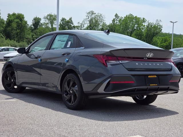 2026 Ecotronic Gray Hyundai Elantra SEL Sport FWD Sedan