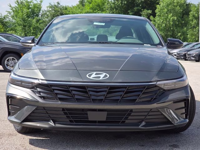 2026 Amazon Gray Hyundai Elantra SEL Sport FWD Sedan