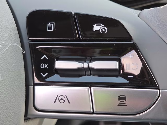 2026 Amazon Gray Hyundai Elantra SEL Sport FWD Sedan