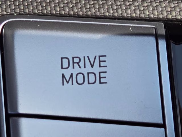2026 Amazon Gray Hyundai Elantra SEL Sport FWD Sedan