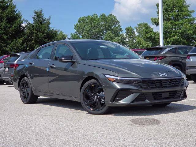 2026 Amazon Gray Hyundai Elantra SEL Sport FWD Sedan