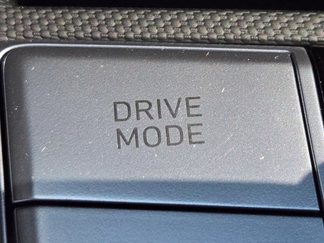 2026 Amazon Gray Hyundai Elantra SEL Sport FWD Sedan
