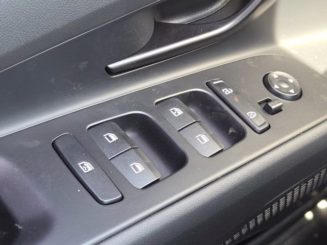 2026 Amazon Gray Hyundai Elantra SEL Sport FWD Sedan