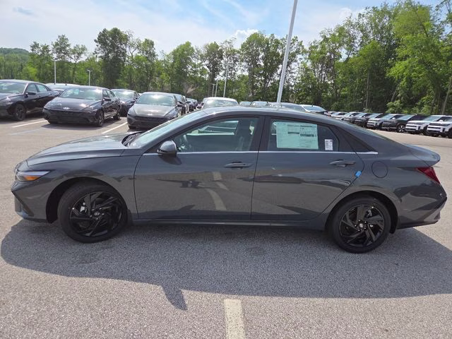 2026 Ecotronic Gray Hyundai Elantra SEL Sport FWD Sedan