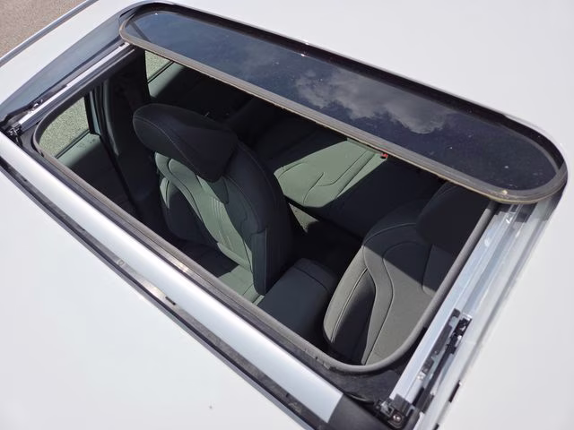 2026 Serenity White Pearl Hyundai Elantra SEL Sport FWD Sedan