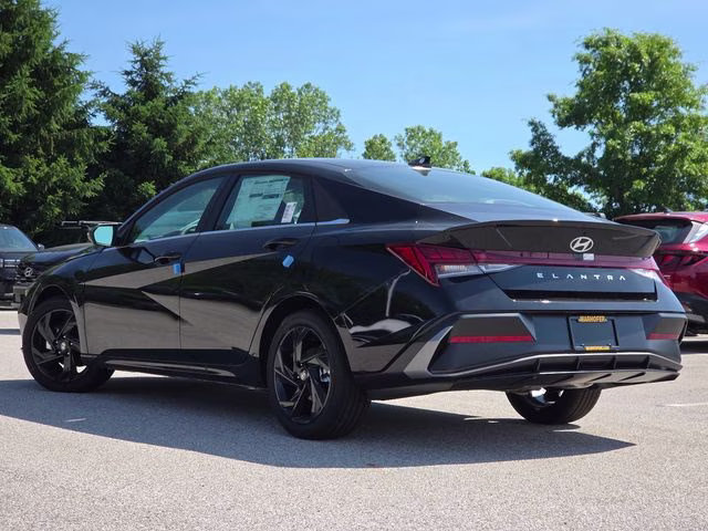 2026 Abyss Black Hyundai Elantra SEL Sport FWD Sedan