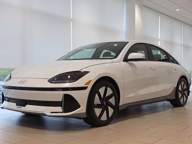 2025 Serenity White Hyundai IONIQ 6 SE AWD Sedan