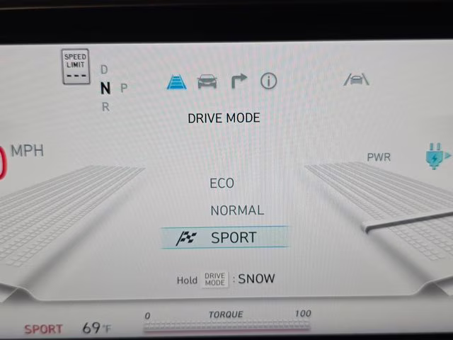 2025 Serenity White Hyundai IONIQ 6 SE AWD Sedan