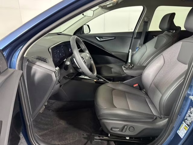 2025 Mineral Blue Kia Niro EV Wind FWD SUV