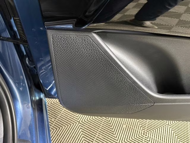 2025 Mineral Blue Kia Niro EV Wind FWD SUV