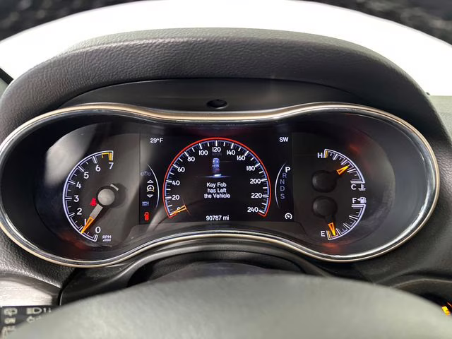 2015 Billet Silver Metallic Clearcoat Jeep Grand Cherokee Altitude 4X4 SUV