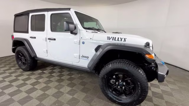 2024 Bright White Clearcoat Jeep Wrangler Willys 4xe 4X4 SUV