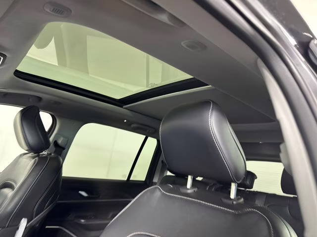 2022 Baltic Gray Metallic Clearcoat Jeep Grand Cherokee 4xe 4X4 SUV