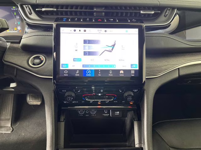 2022 Baltic Gray Metallic Clearcoat Jeep Grand Cherokee 4xe 4X4 SUV