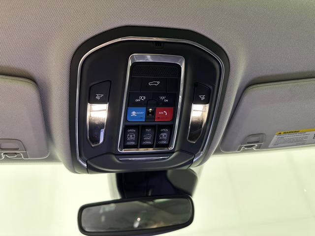 2022 Baltic Gray Metallic Clearcoat Jeep Grand Cherokee 4xe 4X4 SUV