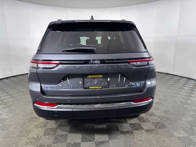 2022 Baltic Gray Metallic Clearcoat Jeep Grand Cherokee 4xe 4X4 SUV
