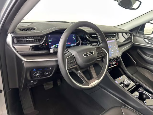 2023 Silver Zynith Jeep Grand Cherokee 4xe 4X4 SUV