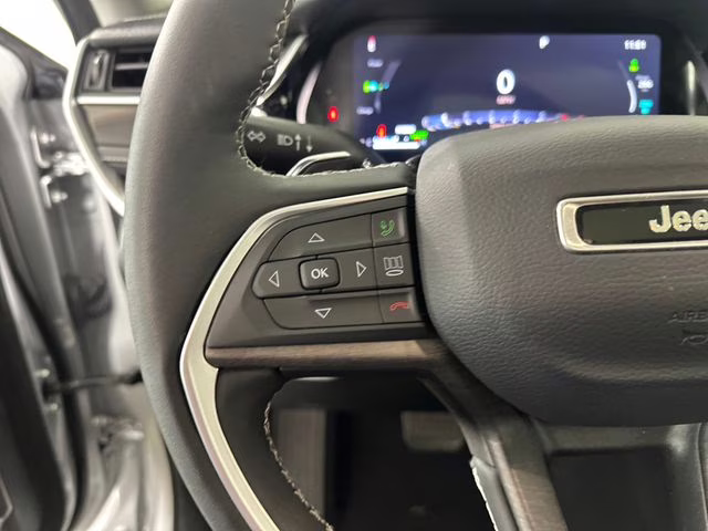 2023 Silver Zynith Jeep Grand Cherokee 4xe 4X4 SUV