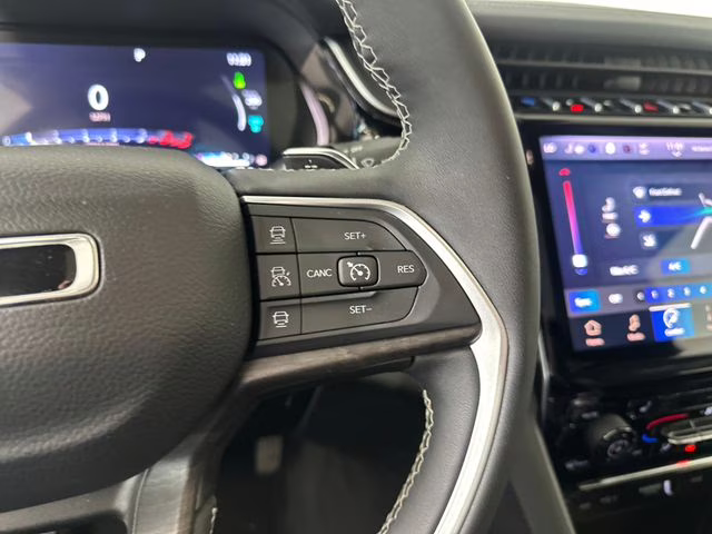 2023 Silver Zynith Jeep Grand Cherokee 4xe 4X4 SUV