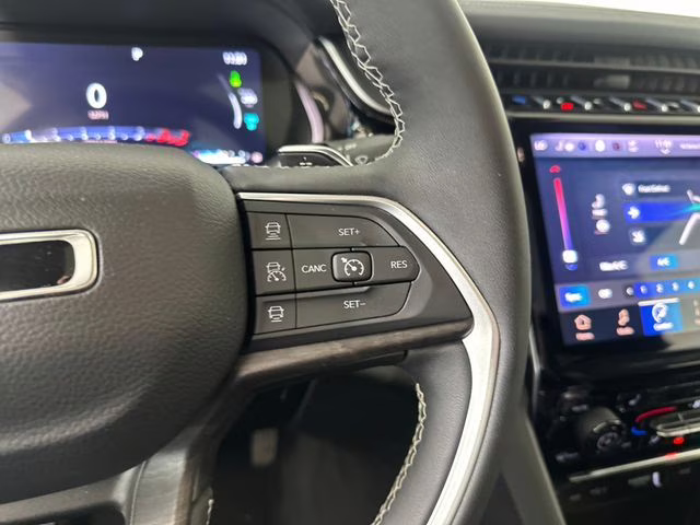 2023 Silver Zynith Jeep Grand Cherokee 4xe 4X4 SUV