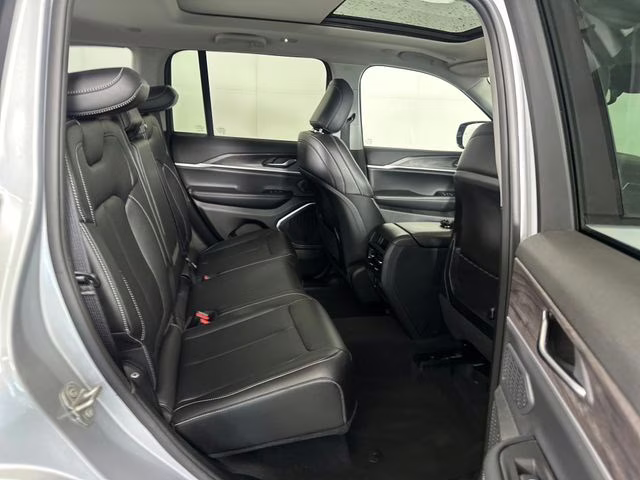 2023 Silver Zynith Jeep Grand Cherokee 4xe 4X4 SUV