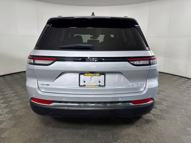 2023 Silver Zynith Jeep Grand Cherokee 4xe 4X4 SUV