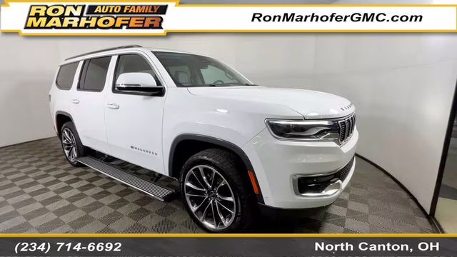 2022 Bright White Clearcoat Jeep Wagoneer Series III 4X4 SUV