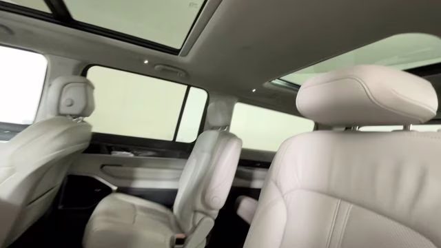 2022 Bright White Clearcoat Jeep Wagoneer Series III 4X4 SUV