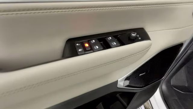 2022 Bright White Clearcoat Jeep Wagoneer Series III 4X4 SUV