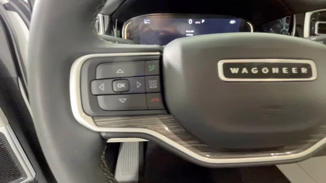 2022 Bright White Clearcoat Jeep Wagoneer Series III 4X4 SUV