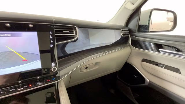 2022 Bright White Clearcoat Jeep Wagoneer Series III 4X4 SUV