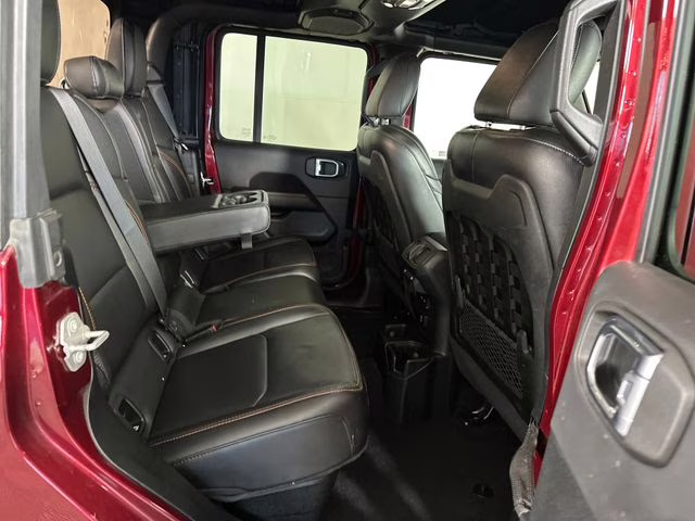 2021 Snazzberry Pearlcoat Jeep Gladiator Mojave 4X4 Truck
