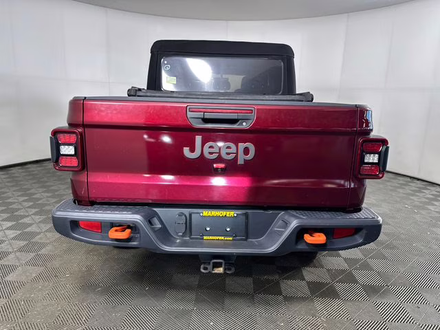 2021 Snazzberry Pearlcoat Jeep Gladiator Mojave 4X4 Truck