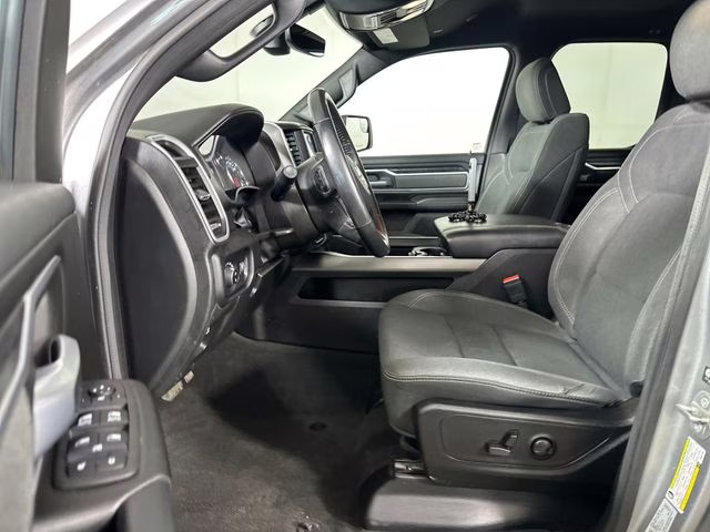 2023 Billet Silver Metallic Clearcoat Ram 1500 Big Horn/Lone Star 4X4 Truck