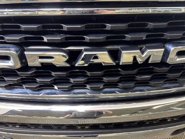 2023 Billet Silver Metallic Clearcoat Ram 1500 Big Horn/Lone Star 4X4 Truck