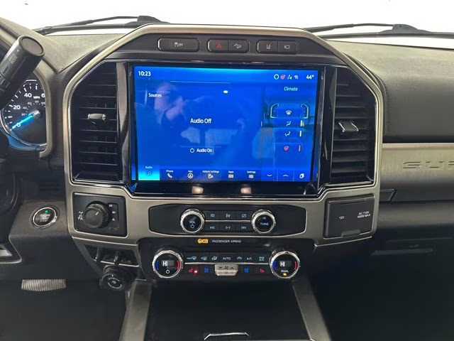 2022 Gray Metallic Ford Super Duty F-350 SRW Platinum 4X4 Truck