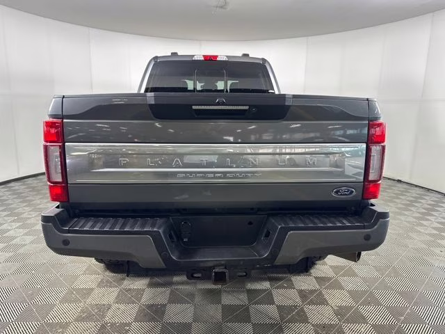 2022 Gray Metallic Ford Super Duty F-350 SRW Platinum 4X4 Truck