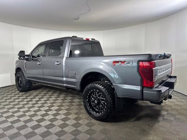 2022 Gray Metallic Ford Super Duty F-350 SRW Platinum 4X4 Truck