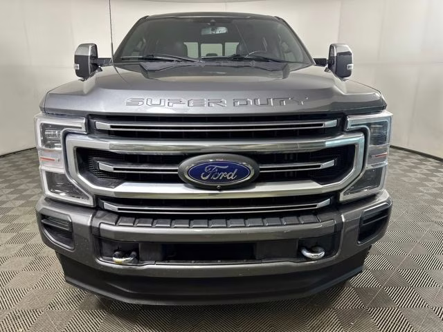 2022 Gray Metallic Ford Super Duty F-350 SRW Platinum 4X4 Truck