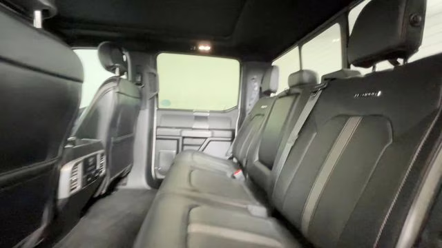 2019 White Platinum Clearcoat Metallic Ford F-150 Platinum 4X4 Truck
