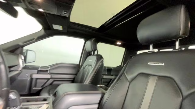 2019 White Platinum Clearcoat Metallic Ford F-150 Platinum 4X4 Truck