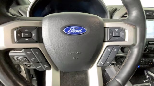 2019 White Platinum Clearcoat Metallic Ford F-150 Platinum 4X4 Truck