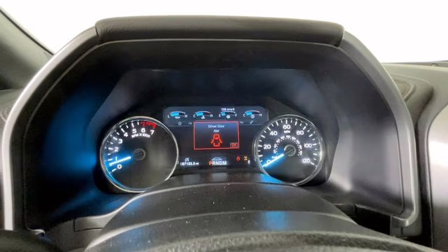 2019 White Platinum Clearcoat Metallic Ford F-150 Platinum 4X4 Truck
